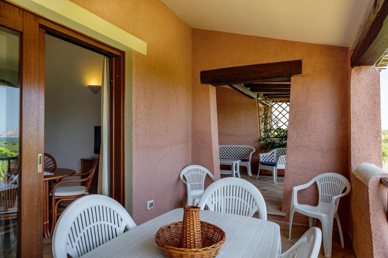 Vista Village Loiri Porto San Paolo Exterior photo