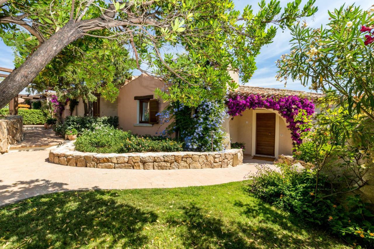 Vista Village Loiri Porto San Paolo Exterior photo